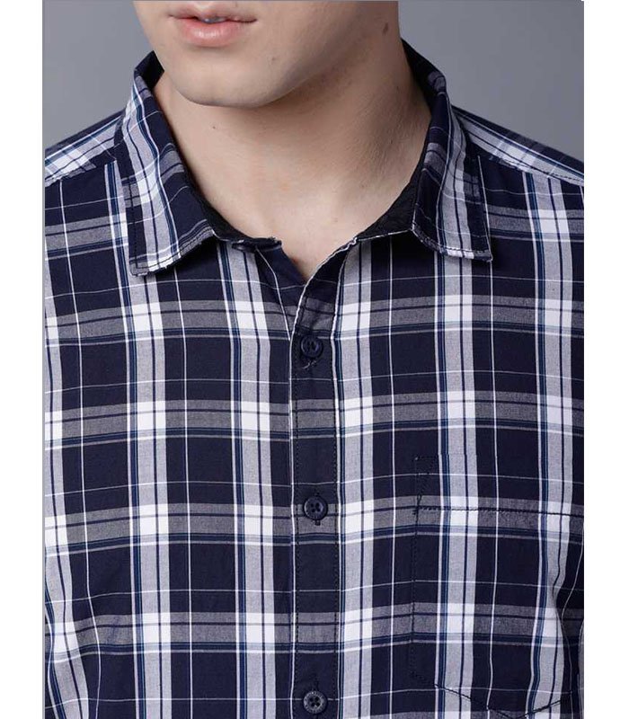 Men Slim Fit Checkered Spread Collar Casual Shirt - Image 4